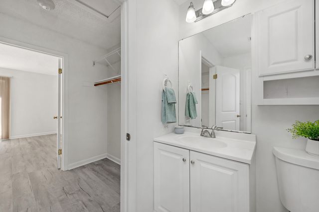 337 Woodham Court, Fort Walton Beach, FL 32547