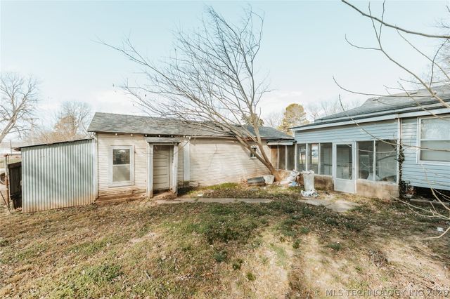 704 E Caddo Street, Cleveland, OK 74020
