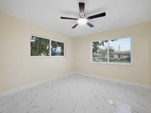 1421 Crest Drive, Lake Worth, FL 33461