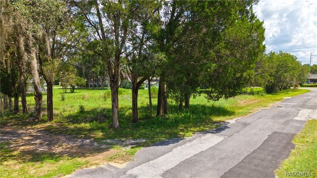 3577 E Kirby Lane, Inverness, FL 34452