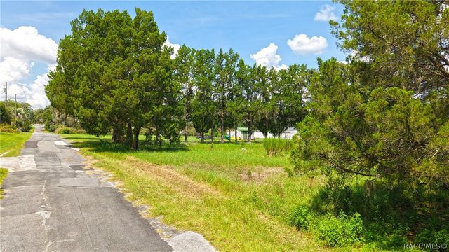 3577 E Kirby Lane, Inverness, FL 34452