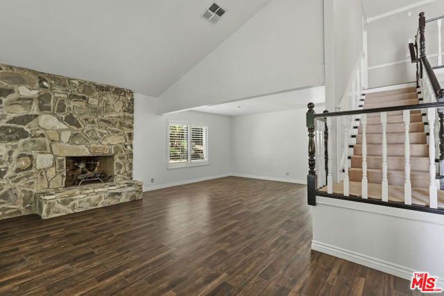 27821 Via Amistosa, Agoura Hills, CA 91301