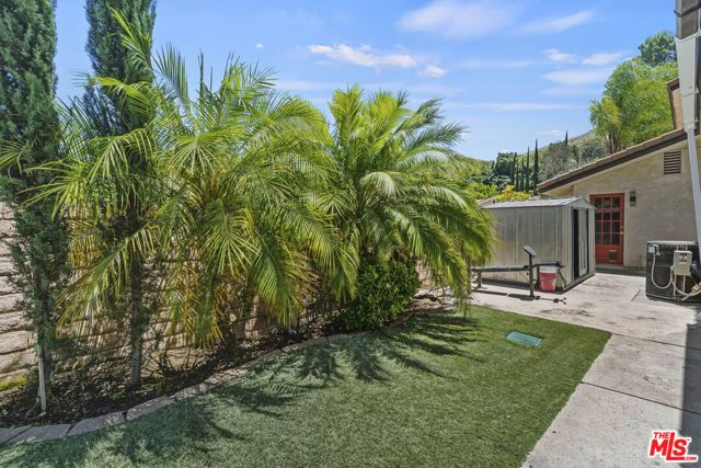 27821 Via Amistosa, Agoura Hills, CA 91301
