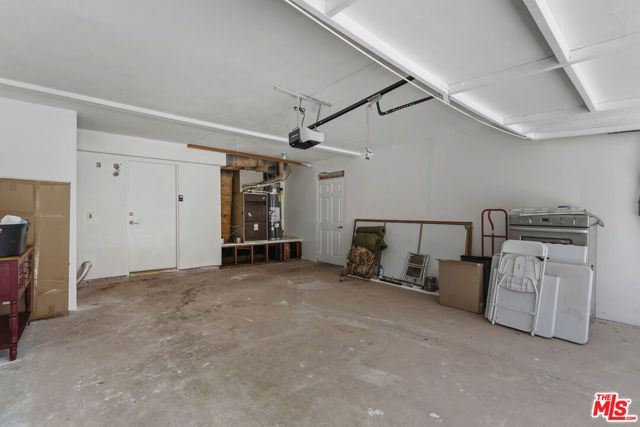 27821 Via Amistosa, Agoura Hills, CA 91301
