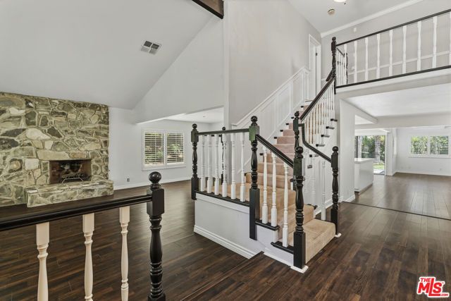 27821 Via Amistosa, Agoura Hills, CA 91301