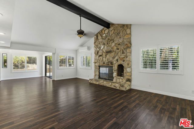 27821 Via Amistosa, Agoura Hills, CA 91301