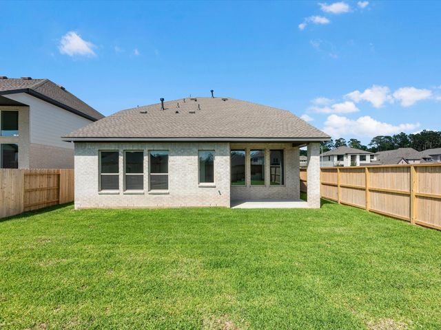 305 Silver Sage Street, Conroe, TX 77304