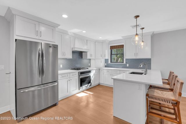 515 Beechwood Avenue, West Allenhurst, NJ 07711