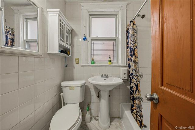 2304 Glebe Avenue, Bronx, NY 10462