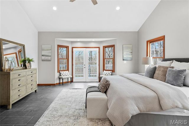 4118 Harbor Towne Drive, High Ridge, MO 63049