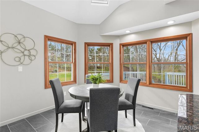 4118 Harbor Towne Drive, High Ridge, MO 63049