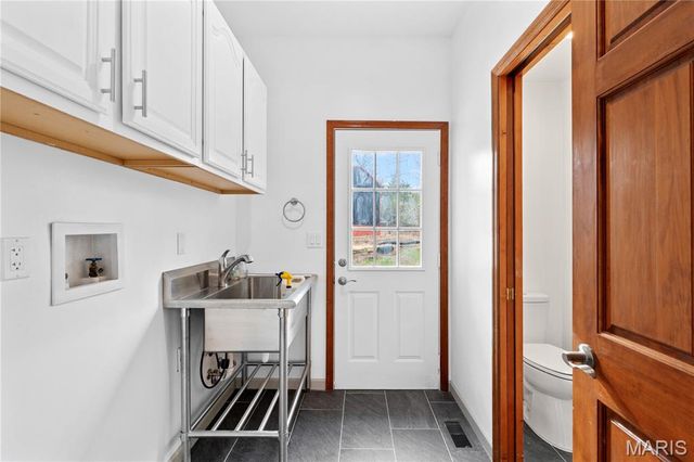 4118 Harbor Towne Drive, High Ridge, MO 63049
