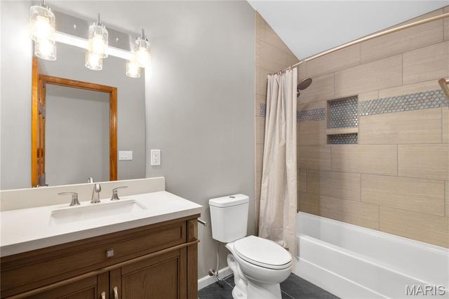 4118 Harbor Towne Drive, High Ridge, MO 63049