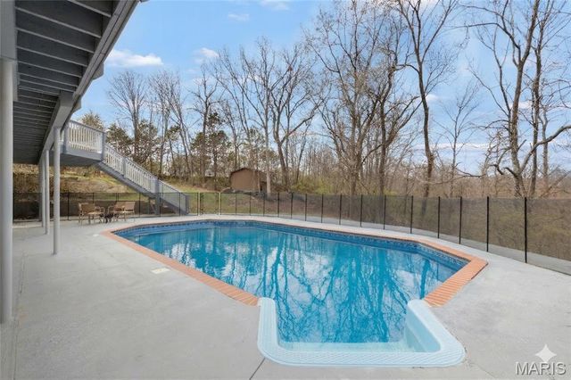 4118 Harbor Towne Drive, High Ridge, MO 63049