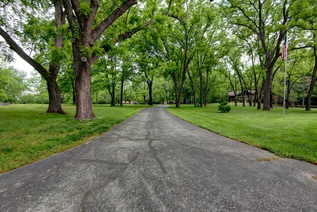 5924 S Farm Road 181, Springfield, MO 65804