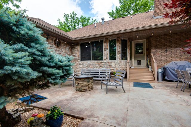 5924 S Farm Road 181, Springfield, MO 65804