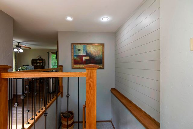 5924 S Farm Road 181, Springfield, MO 65804