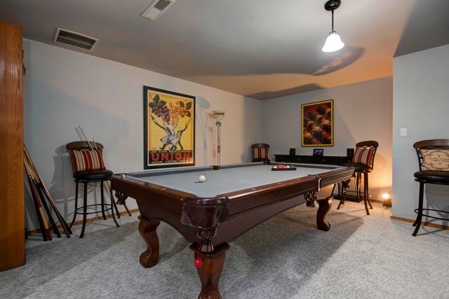 5924 S Farm Road 181, Springfield, MO 65804