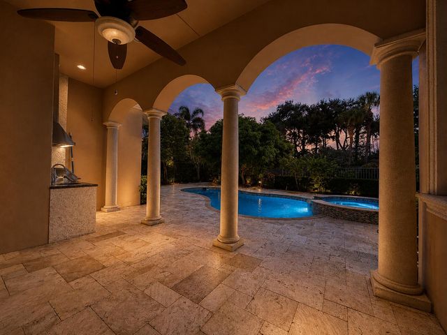 11209 Orange Hibiscus Lane, Palm Beach Gardens, FL 33418