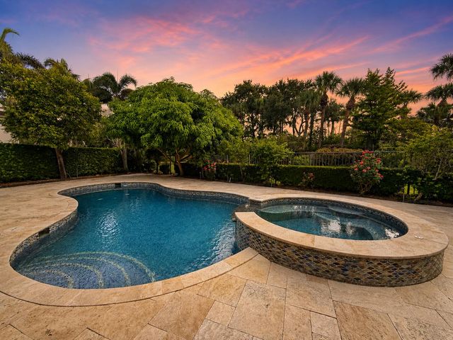 11209 Orange Hibiscus Lane, Palm Beach Gardens, FL 33418