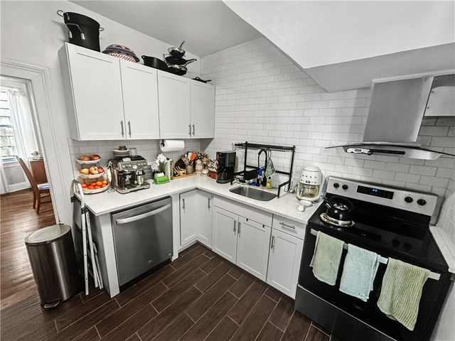 4052 Vinceton St, Observatory Hill, PA 15214
