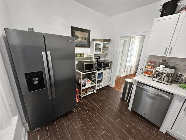 4052 Vinceton St, Observatory Hill, PA 15214