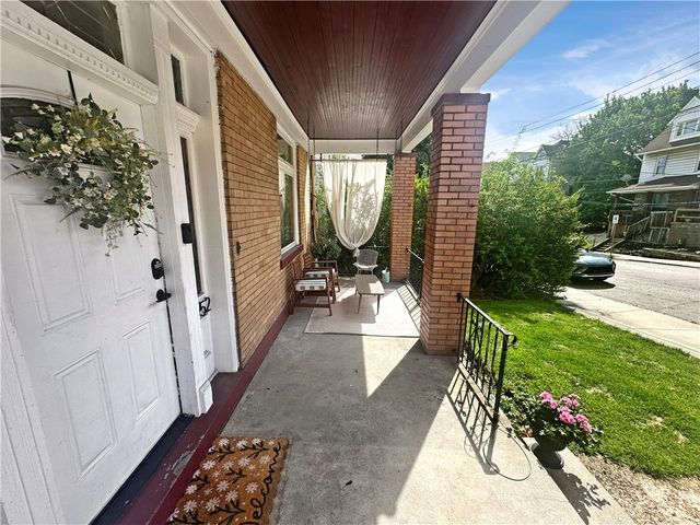 4052 Vinceton St, Observatory Hill, PA 15214