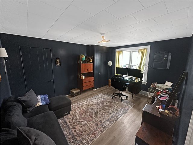 4052 Vinceton St, Observatory Hill, PA 15214