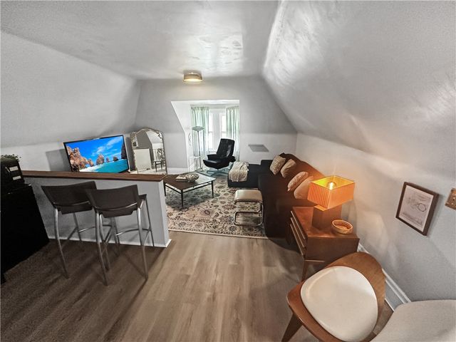 4052 Vinceton St, Observatory Hill, PA 15214