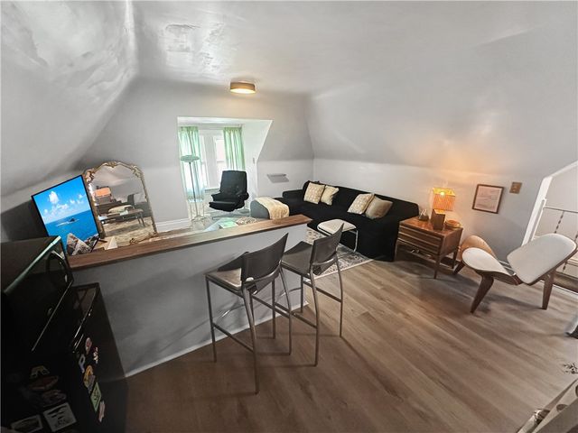 4052 Vinceton St, Observatory Hill, PA 15214