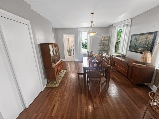 4052 Vinceton St, Observatory Hill, PA 15214