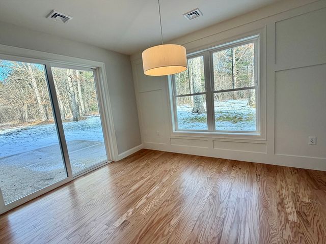 13 Barracks Road 13, Hudson, MA 01749