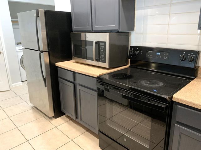 3020 La Estancia Lane, Houston, TX 77093
