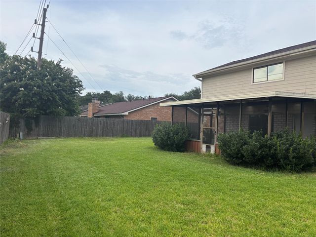 2942 Jenny Drive, Sugar Land, TX 77479
