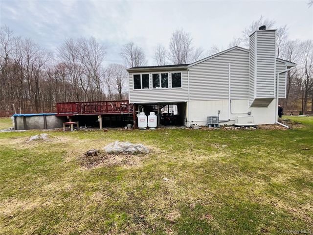 226 White Pond Road, Stormville, NY 12582