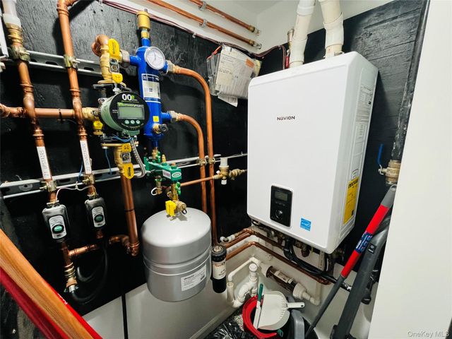 226 White Pond Road, Stormville, NY 12582