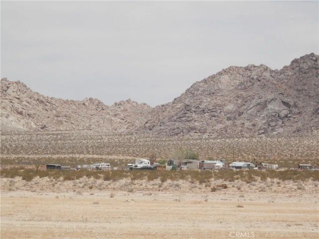 0 Octavo St. + Pearl Rd, Lucerne Valley, CA 92356