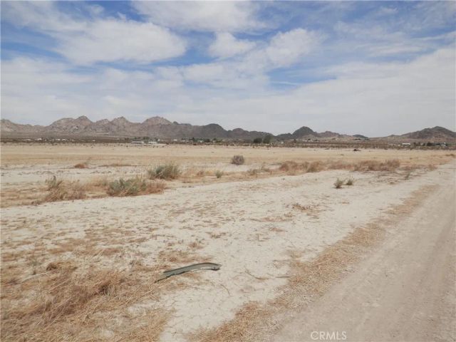 0 Octavo St. + Pearl Rd, Lucerne Valley, CA 92356