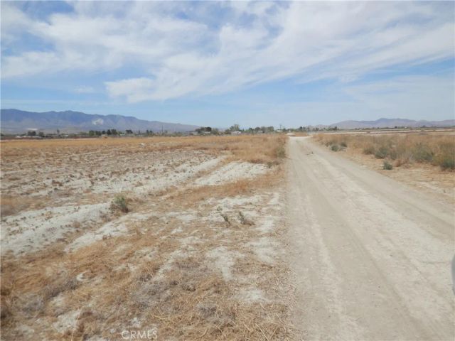 0 Octavo St. + Pearl Rd, Lucerne Valley, CA 92356