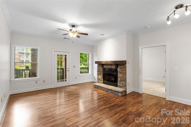 9 Kenilworth Knoll 108, Asheville, NC 28805