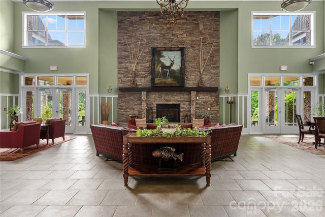 9 Kenilworth Knoll 108, Asheville, NC 28805