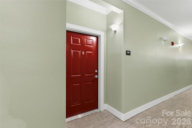 9 Kenilworth Knoll 108, Asheville, NC 28805