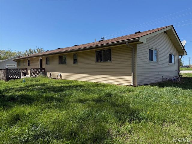 106 Schemmer Road, Wright City, MO 63390