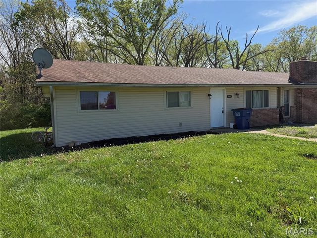 106 Schemmer Road, Wright City, MO 63390