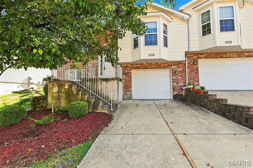 1250 Denali Drive, Festus, MO 63028