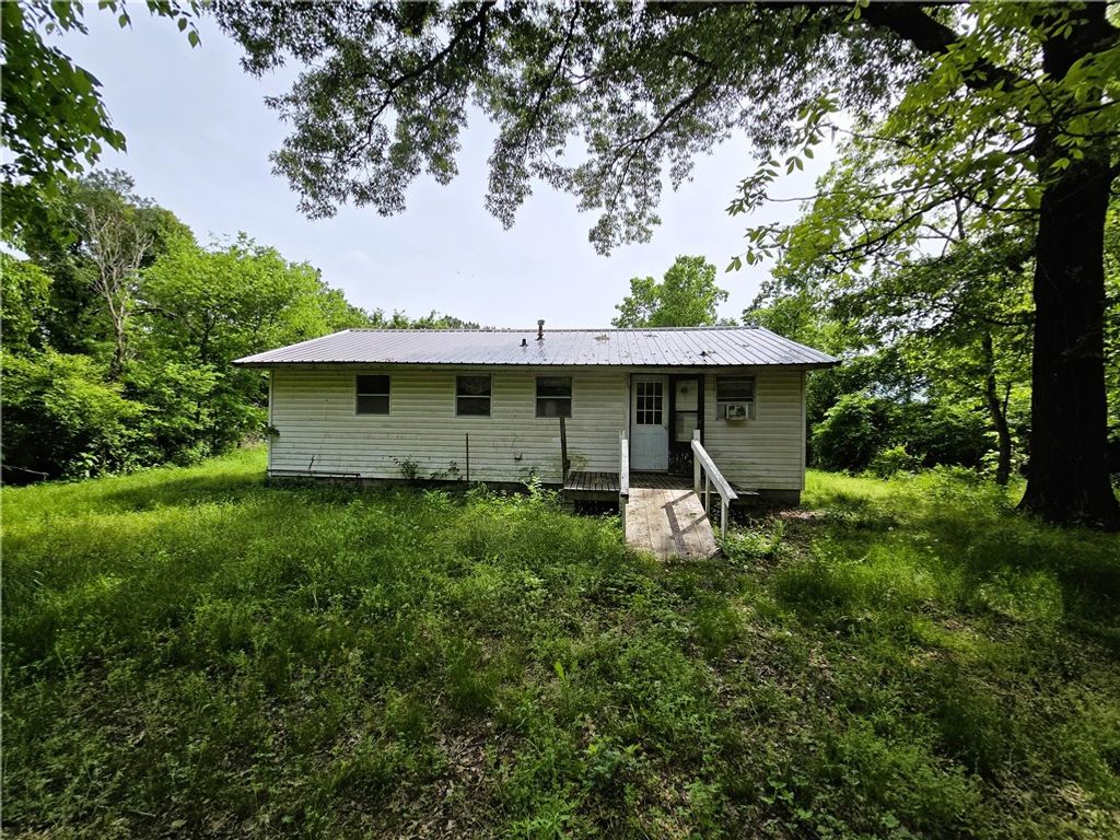 22828 Salem Springs Road, Lincoln, AR 72744