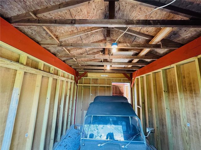 48 Hickory Lane, Holiday Island, AR 72731