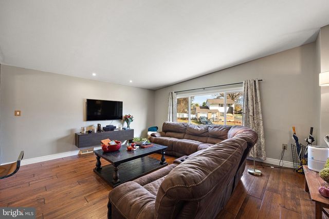 1400 CARSON RD, Wilmington, DE 19803