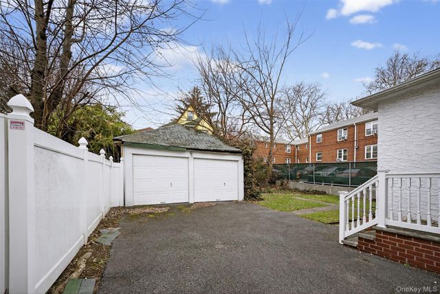 3512 Utopia Parkway, Flushing, NY 11358