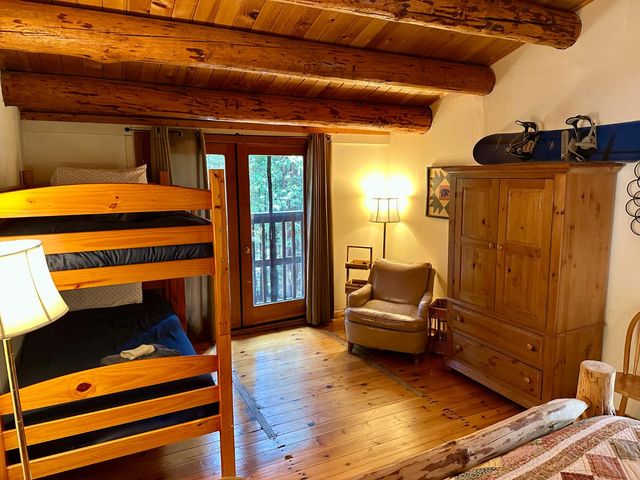 142 Beatrice Dr, Arnold, CA 95223